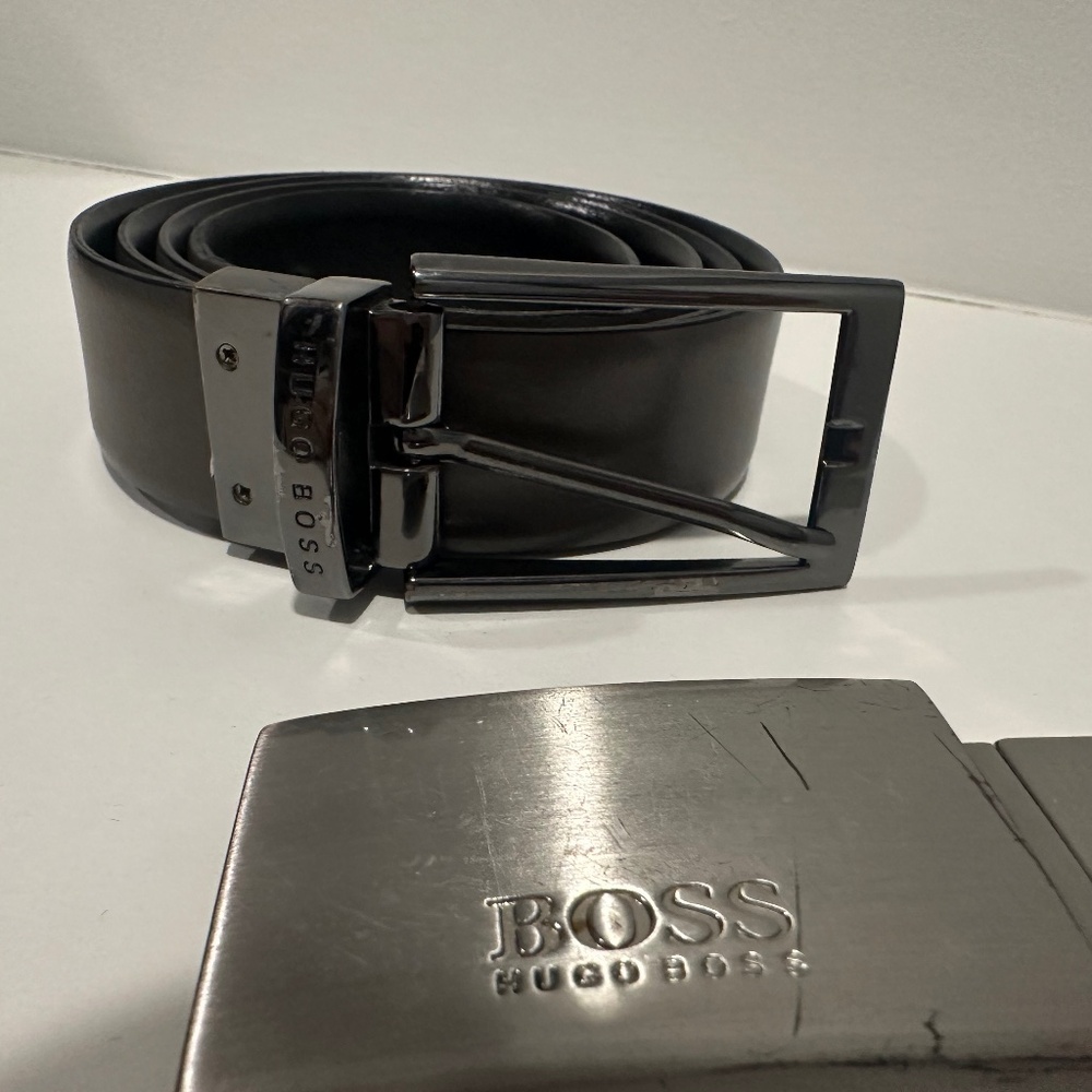 Hugo boss reversible buck belt